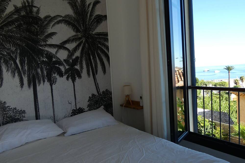 Villa Petit Paradis, sea view, pool and spa in Beaulieu, between Nice and Monaco in Beaulieu-sur-Mer, Nice region