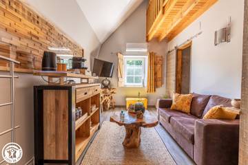 Chambre D’hôte pour 2 Personnes dans Singles (Puy-de-Dôme), Région de Besse-et-Saint-Anastaise, Photo 1