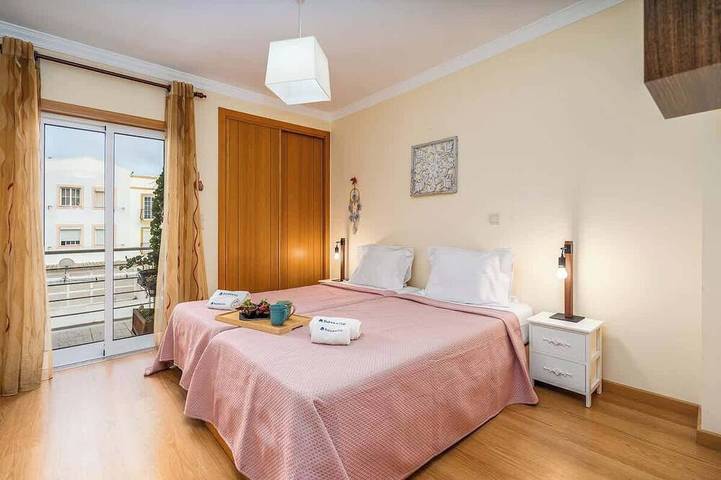 Ganze Wohnung, Bright & Spacious Flat in Vila Real de Santo António, Faro Distrikt