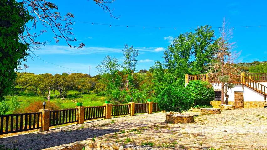 Casa rural para 3 personas, con Terraza además de Jardín y Piscina en Algarinejo - 4