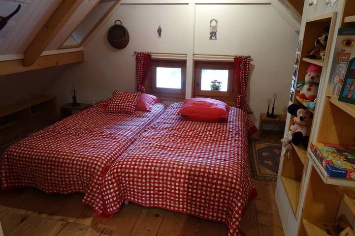 Location de vacances pour 9 personnes, avec jardin et balcon à La Compôte - 2