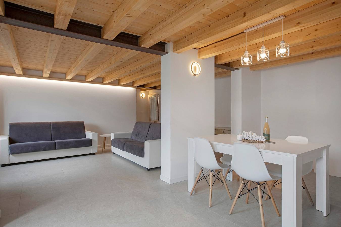 Entire apartment, Apartment 'Millet Ozein' with Mountain View, Shared Terrace and Wi-Fi in Ozein, Comune di Aymavilles