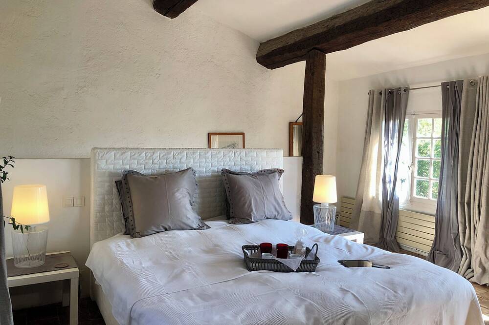 Chambre d’hôte en pleine nature, entre mer et montagne ! in Saint-Paul-en-Forêt, Côte méditerranéenne (France)