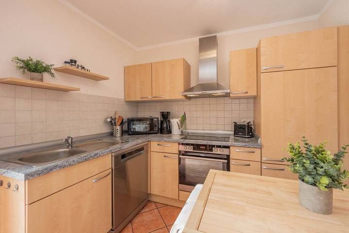 Ferienhaus für 6 Personen, mit Terrasse und Garten in Korswandt - 4