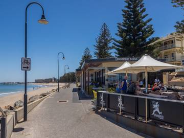 Holiday Apartment for 6 People in Adelaide, South Australia, Photo 3
