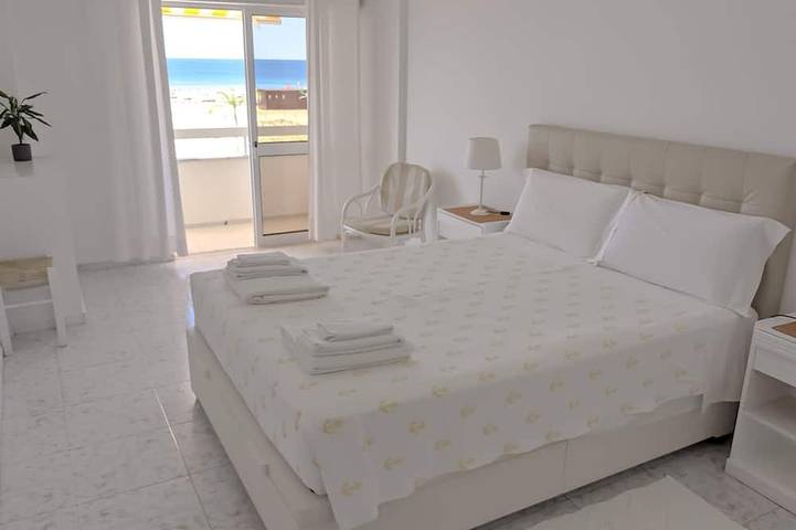 Ganze Wohnung, Beach Seasun Vacation Rentals 2-Bett-Apartment (Ermäßigungen für +28 Nächte) in Praia de Monte Gordo, Monte Gordo
