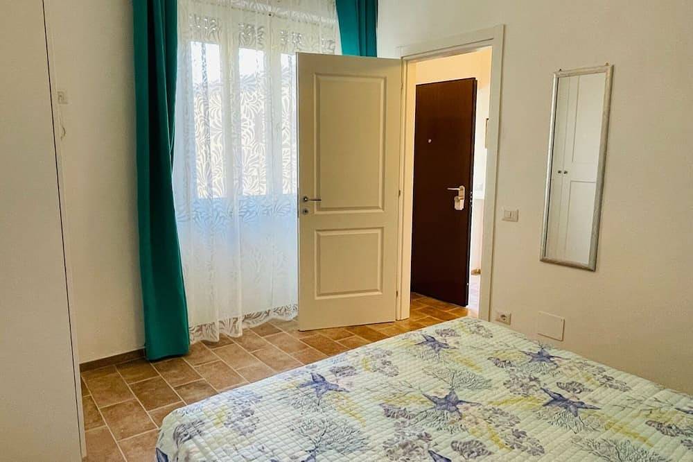 Apartamento entero, Maddy House - 50 mt from the sea, bright and new apartment in Porto S. Stefano in Porto Santo Stefano, Provincia de Grosseto