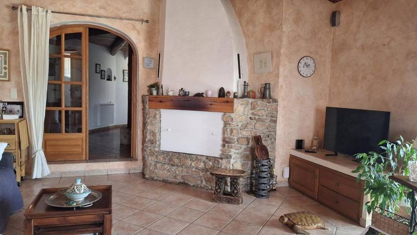 Chambre d’hôte pour 2 personnes, avec Terrasse ainsi que Jardin et Vue à Sotta - 3