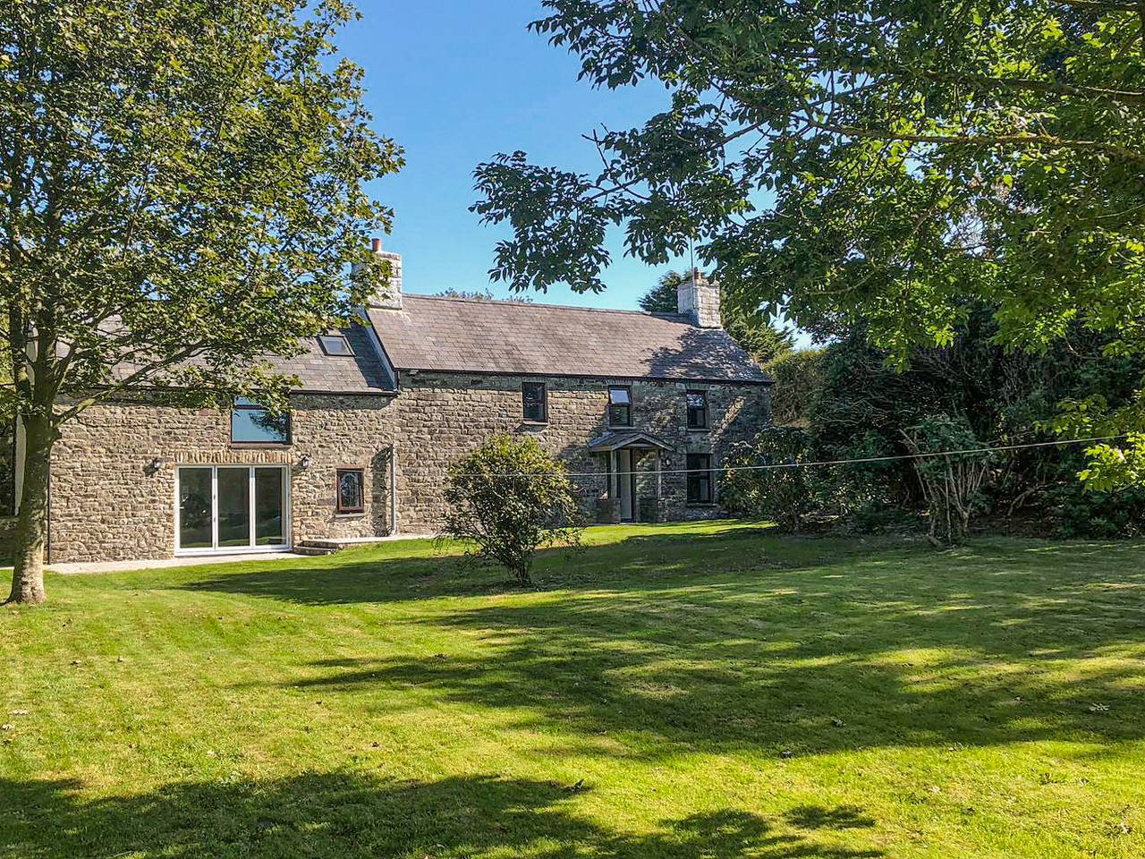 Morfa Ganol in Penbryn, Cardigan Bay