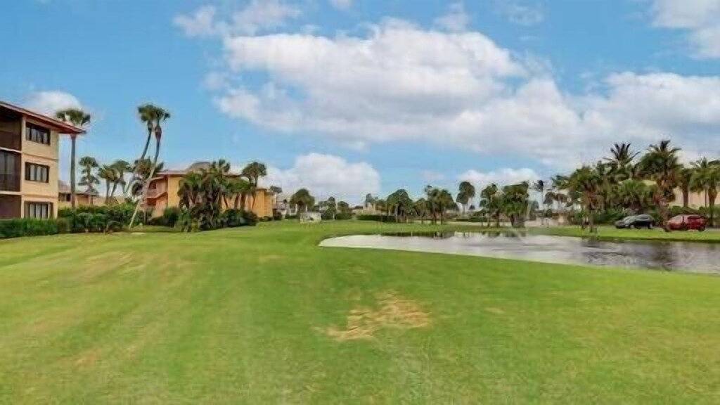 Ganze Wohnung, Lage, Lage im Ocean Village Resort. Erdgeschoss, tolle Lage in Fort Pierce, Hutchinson Island