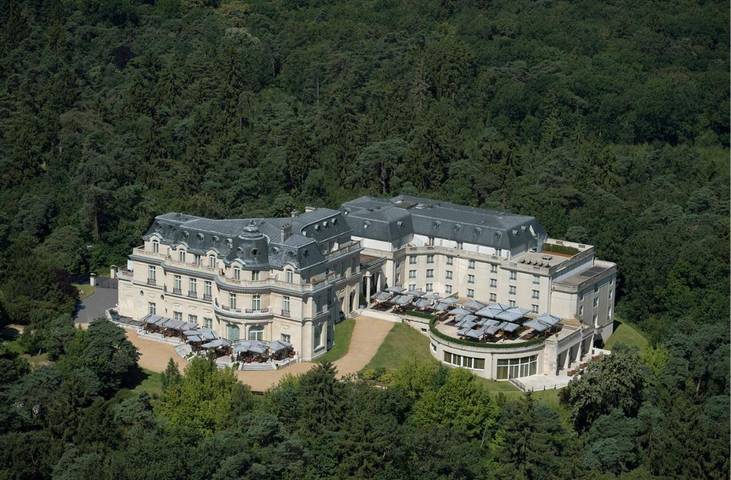 Hôtel pour 2 personnes, avec Terrasse et Jardin ainsi que Piscine et Sauna