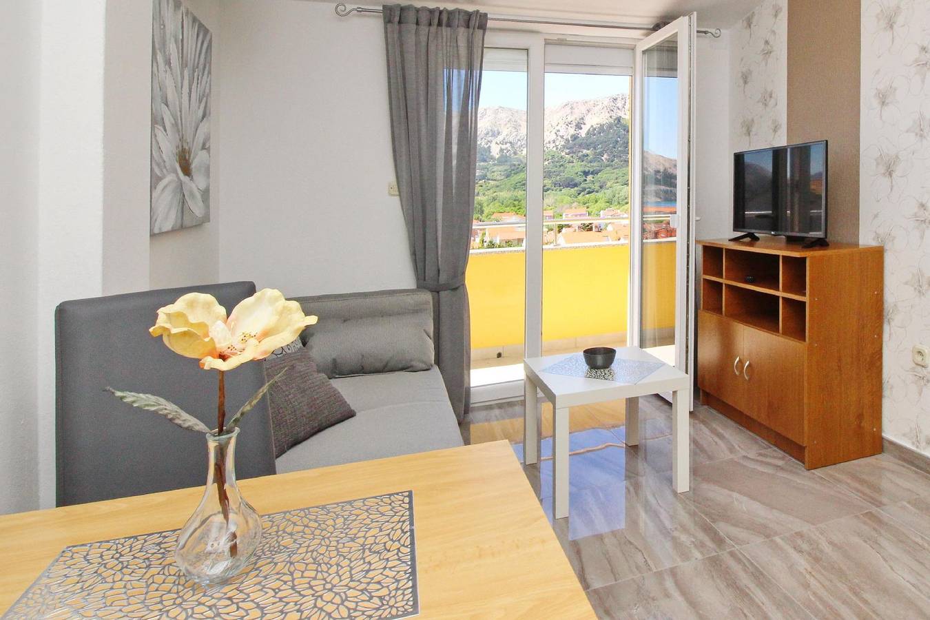 Ganze Ferienwohnung, Ferienwohnung in Baška mit Eigenem Balkon in Baska, Krk
