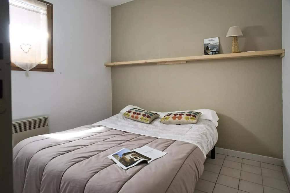 Gîte traditionnel Privilège, 3 ch - Sdb - Tv 6 personnes in Saint-Sozy, Quercy