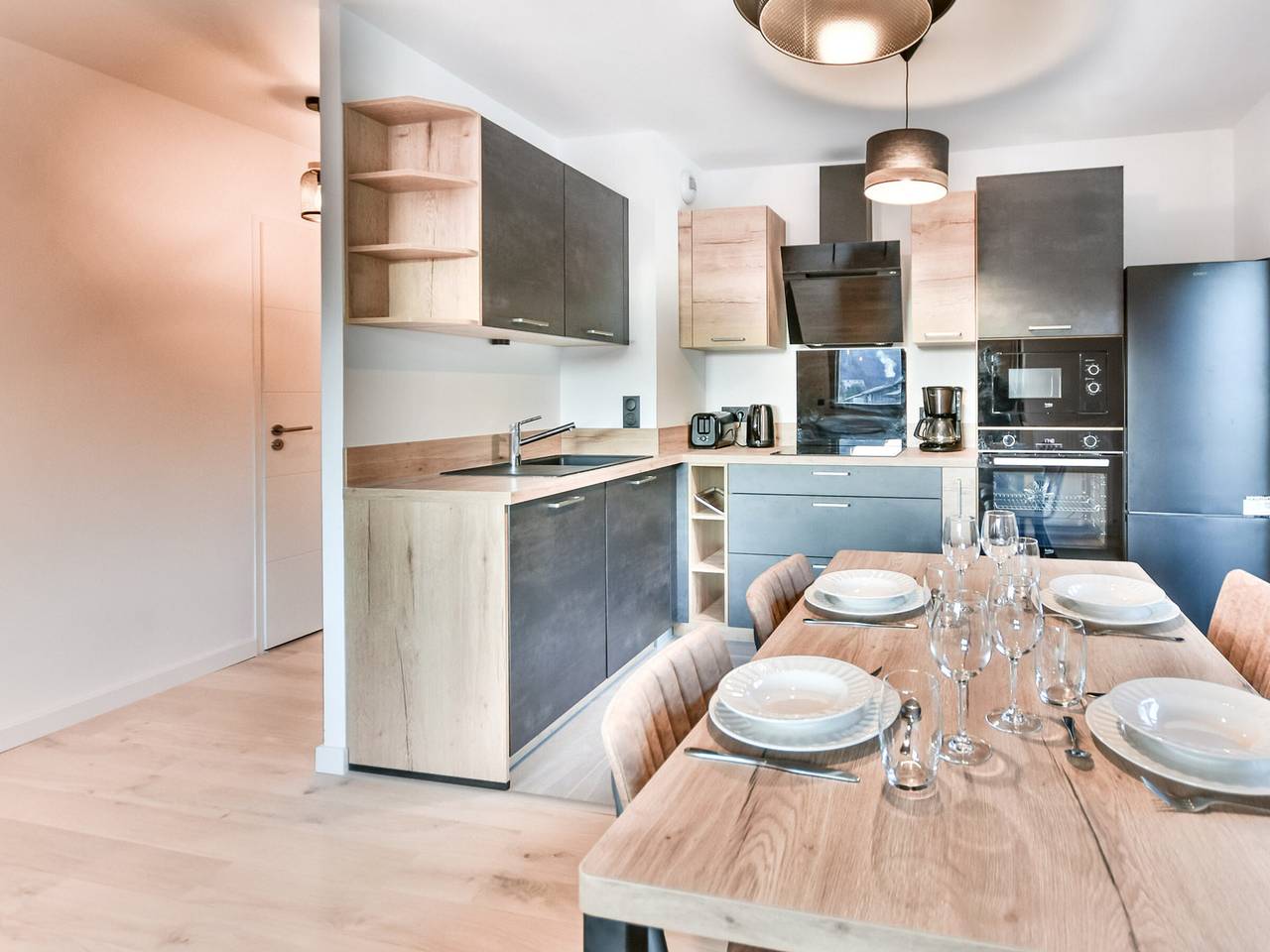 Apartamento entero, Apartamento T3 con Rincón de Montaña - 6 Pers - A Pie de las Pistas in Les Gets, Les Portes du Soleil