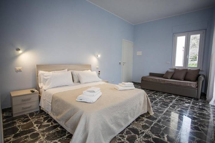 Maison d’hôte pour 4 personnes, avec vue et balcon à Tropea - 3