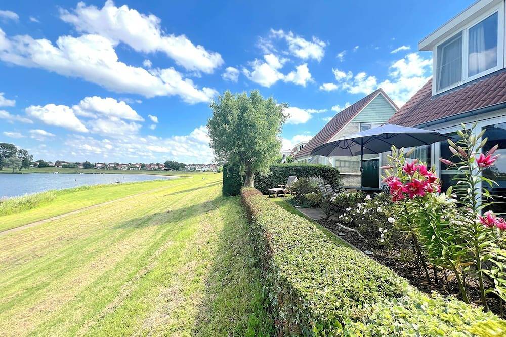 Geräumiges Ferienhaus am Wasser in Stevensweert in Stevensweert, Limburg (Niederlande)