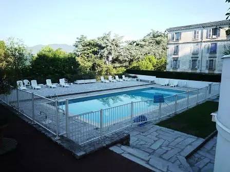 Entire studio, Very quiet for this studio! in Aix-les-Bains, Chambéry region