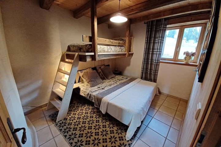 Appartement entier, L'appartement Panoramik dans un Chalet d'Alpage avec une vue exceptionnelle in Champagny-en-Vanoise, Massif de la Vanoise