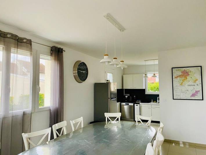 Location de vacances pour 12 personnes, avec jardin et vue, animaux acceptés à Ay (Marne) - 4