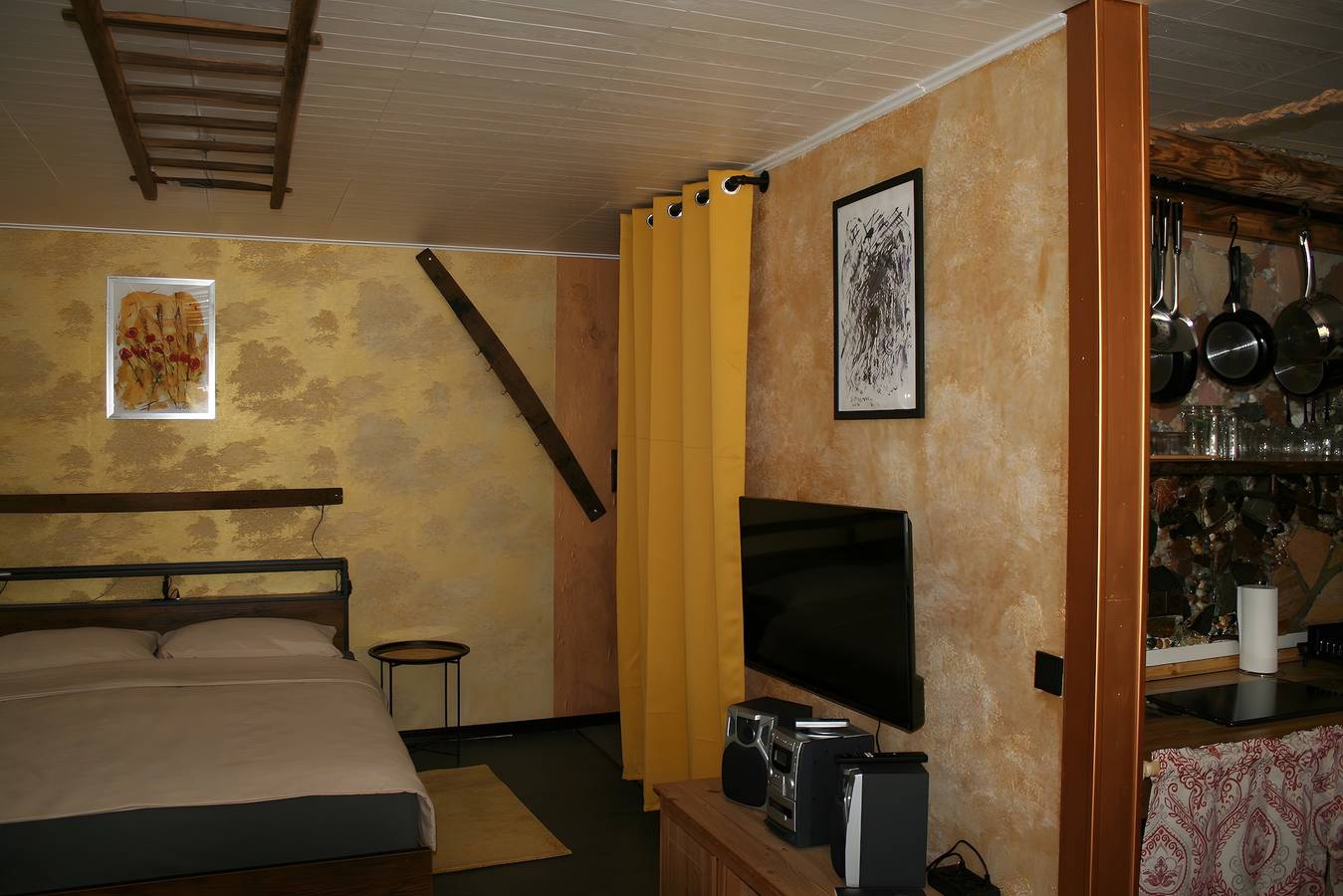 Ganze Wohnung, Ferienwohnung für 2 Personen (39 m²) in Ludwigswinkel  ( Hunde willkommen ) in Ludwigswinkel, Landkreis Südwestpfalz