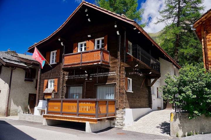 Chalet für 4 Personen, mit Balkon und Garten - 1