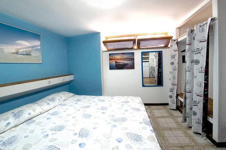 Entire apartment, Apartment in Villa Valentini, Seafront, Gulf of Gaeta parking included in Marina di Minturno, Minturno