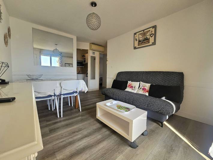 Gîte pour 2 personnes, avec balcon, animaux acceptés dans Port De Balaruc Les Bains - 4