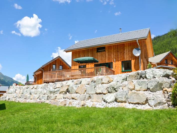 Chalet für 8 Personen, mit Sauna und Garten sowie Whirlpool und Terrasse