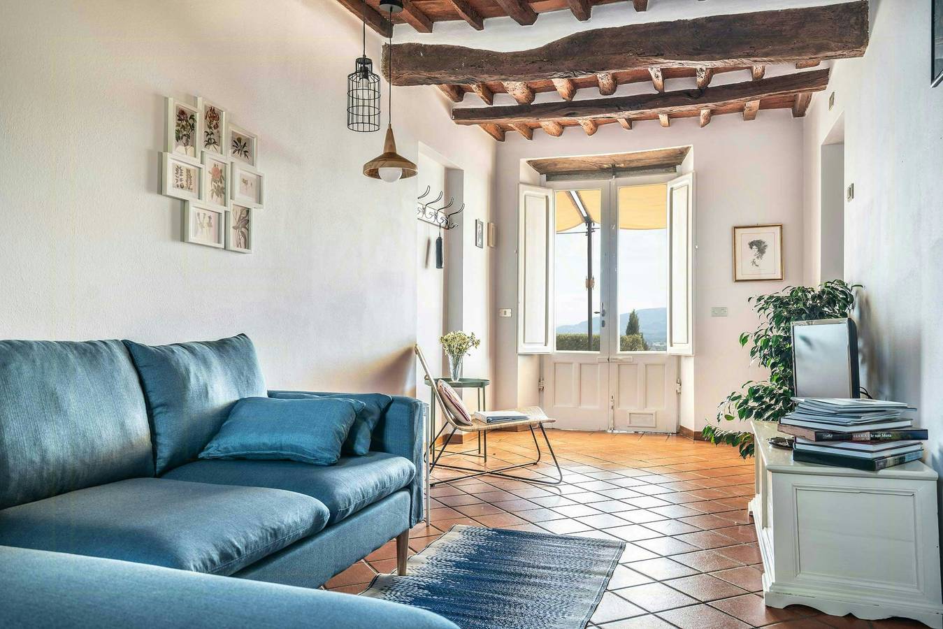 Ganze Wohnung, Ferienwohnung auf einem Bauernhof in der Nähe von Lucca mit Pool und Panoramablick in Capannori, Lucca Provinz