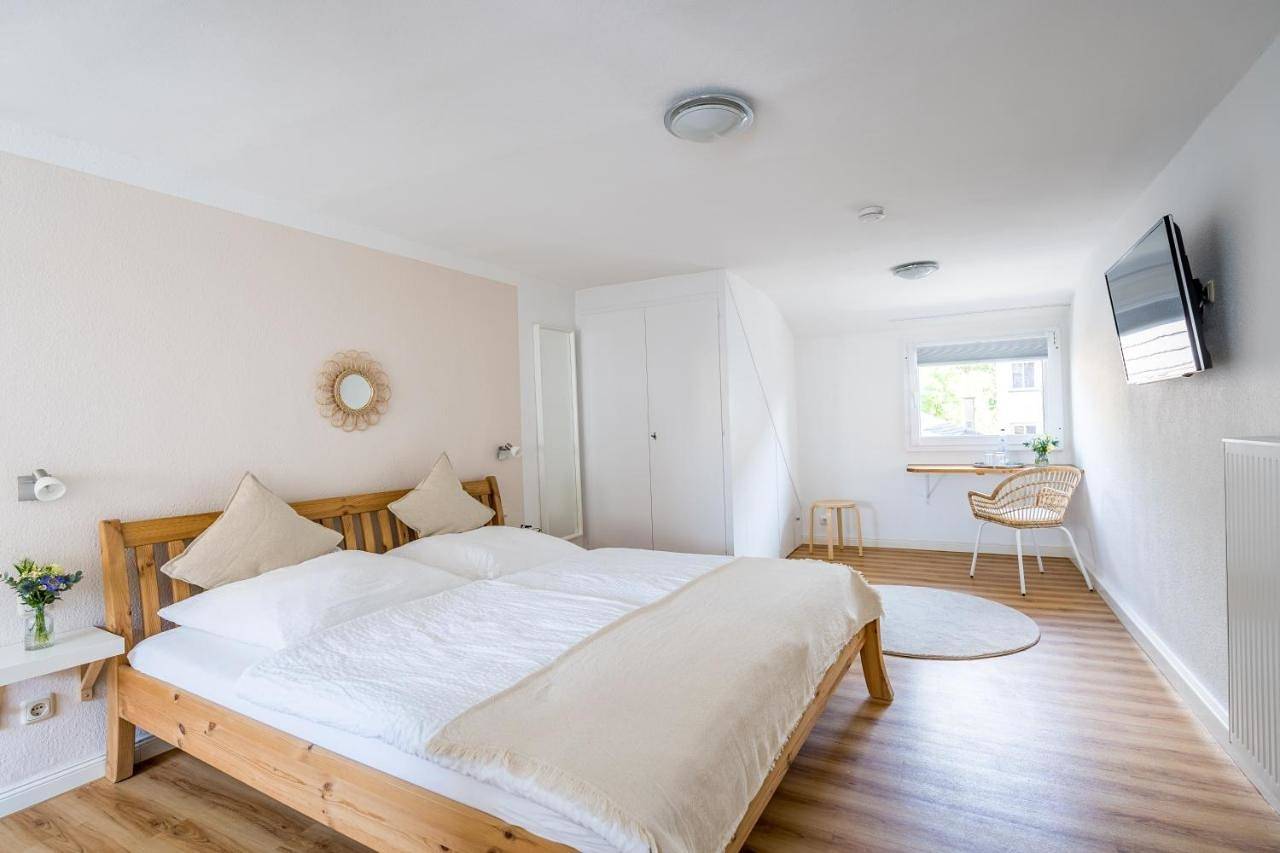 Budget Double Room in Bad Breisig, Osteifel
