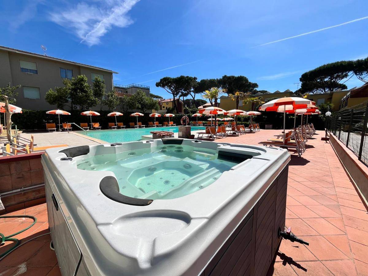 Residence Le Rose in Marina di Bibbona, Bibbona