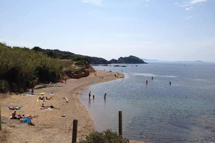 Villa pour 5 personnes, avec balcon, animaux acceptés à Hyeres