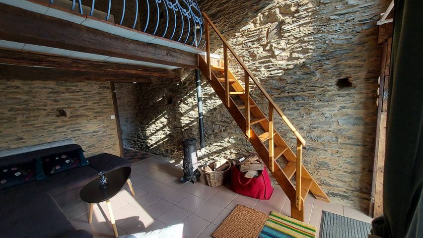 Gîte pour 4 personnes, avec jardin et terrasse dans Parc naturel régional des Ardennes - 4