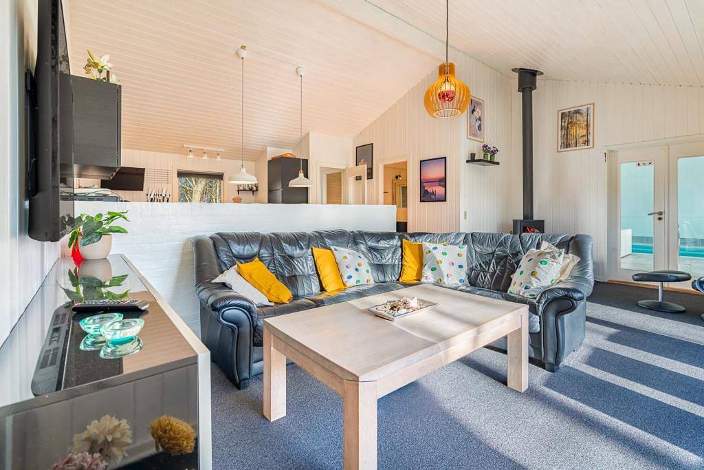 Modernes Ferienhaus mit Pool, Sauna und eingezäuntem Garten in Jegum – ideal für Familien und Hundebesitzer in Jegum, Jegum Ferieland
