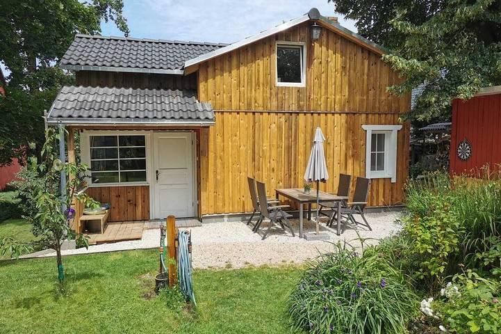 Hütte für 5 Personen, mit Terrasse und Garten sowie Sauna in Berlin
