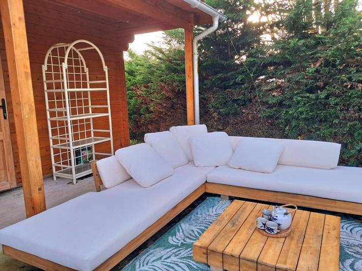 Maison de campagne pour 2 personnes, avec jardin ainsi que vue et terrasse, animaux acceptés à Saint-Jean-Brévelay