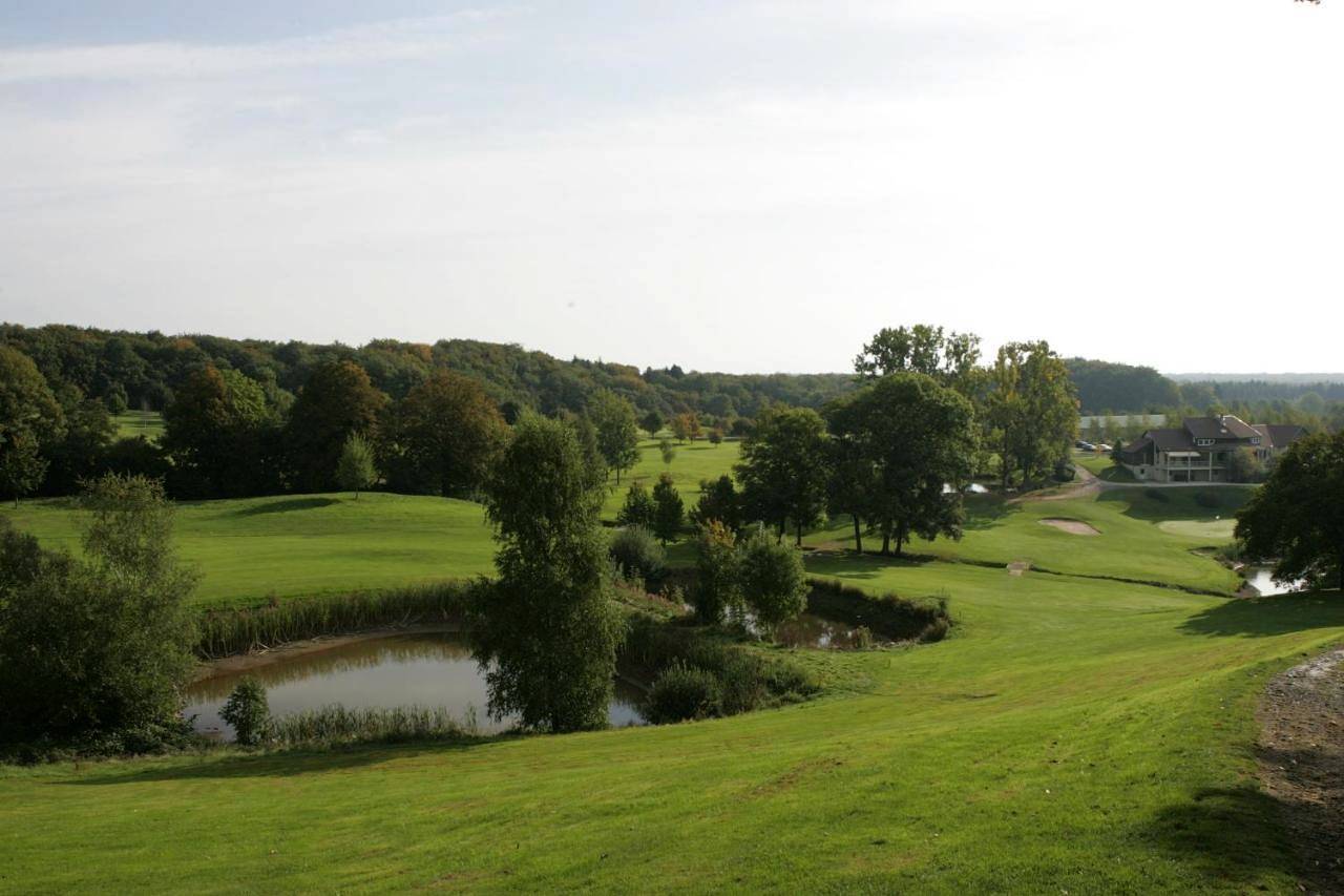 Appartement entier, One-Bedroom Apartment in Rougemont-le-Château, Parc naturel régional des Ballons des Vosges