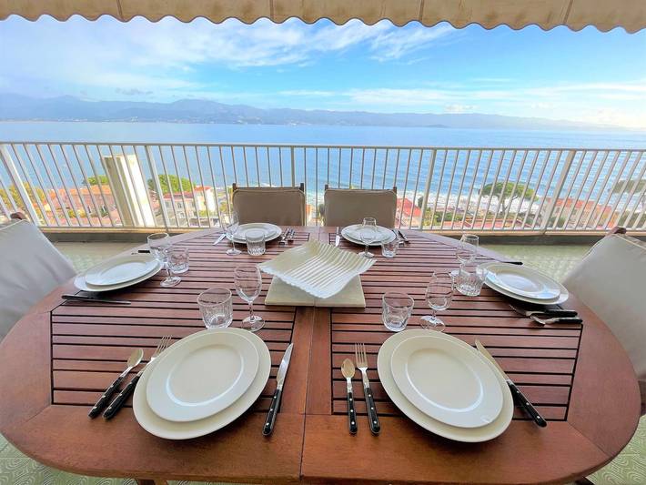 Apartamento para 6 personas, con Terraza y Vistas en Ajaccio