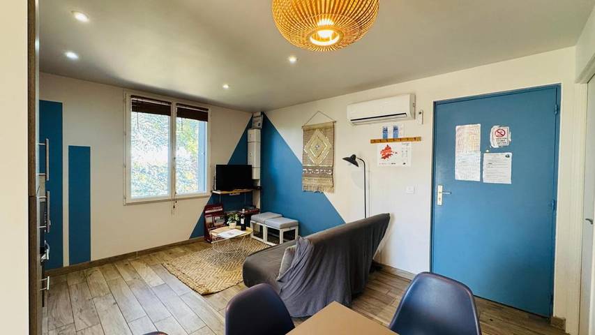 Location de vacances pour 6 personnes, avec vue ainsi que sauna et jardin à Brens - 3