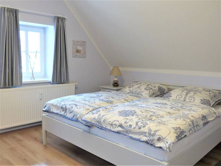 Ganze Wohnung, Ferienwohnung in zentraler Lage und nur wenige Schritte bis zum Strand in Ahrenshoop, Fischland