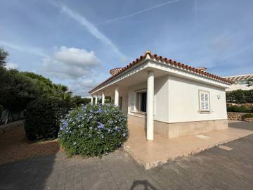 Ferienhaus in Sant Lluís, Menorcas Küste für 6 