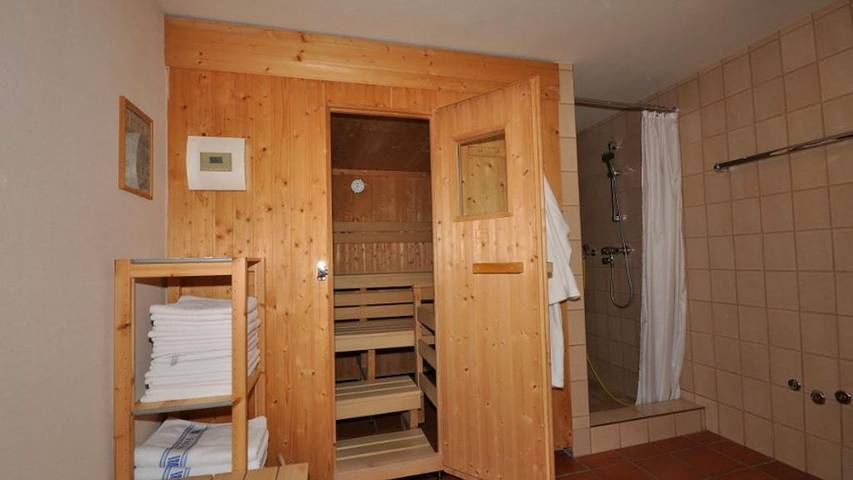Ferienwohnung für 2 Personen, mit Sauna und Balkon in Warth - 4