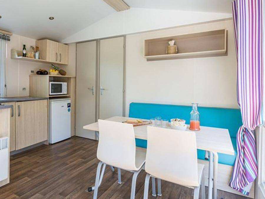 Camping La Marine - Mobile home 4 persons - Comfort Xl | 2 Bedrooms | 4 Pers | Raised terrace | Air conditioning in Le Grau-du-Roi, Côte d'Améthyste