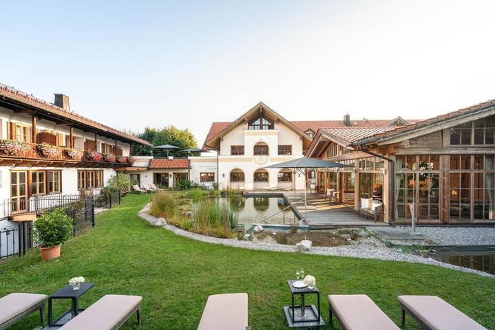 Hotel für 2 Personen, mit Terrasse und Garten sowie Pool und Sauna