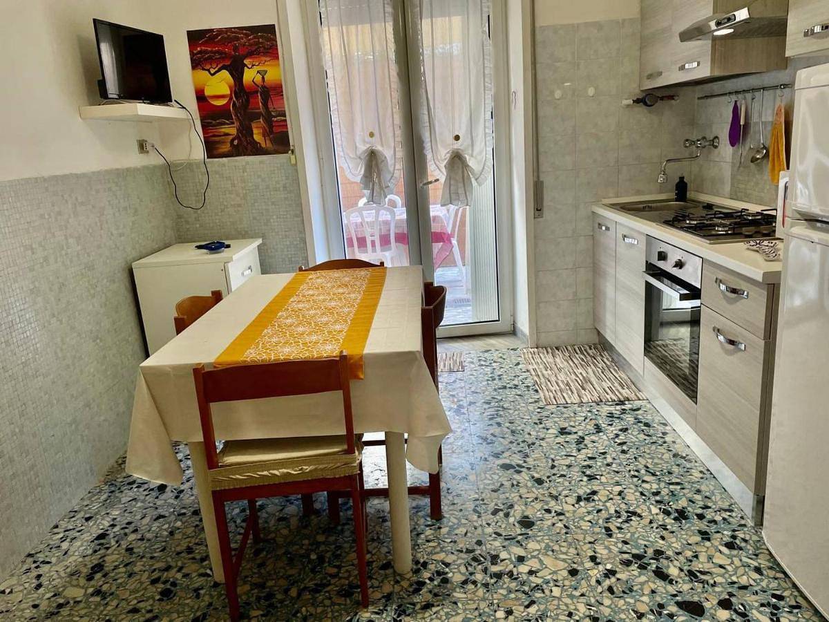 Appartamento intero, Apartment - Ground Floor in Scauri, Minturno