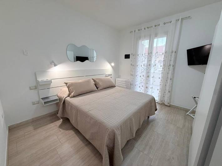 Maison d’hôte pour 2 personnes, avec terrasse et vue dans Torre Grande