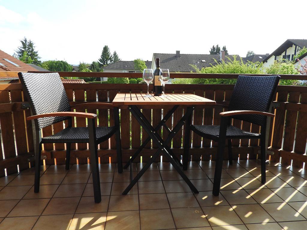 Appartements Hirsch - Ferienwohnung I (33qm) mit Balkon in Bad Birnbach, Ostbayern