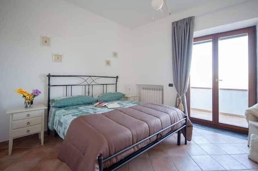 Appartamento intero, Casa Sole in Monte di Procida, Napoli e dintorni