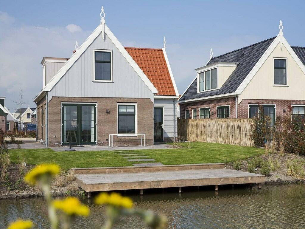 Ferienhaus für 8 Personen mit Garten in Markermeer