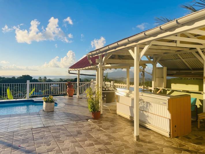 Apartamento entero, Apartamento encantador en Rivière-Pilote con piscina privada in Rivière-Pilote, Martinica